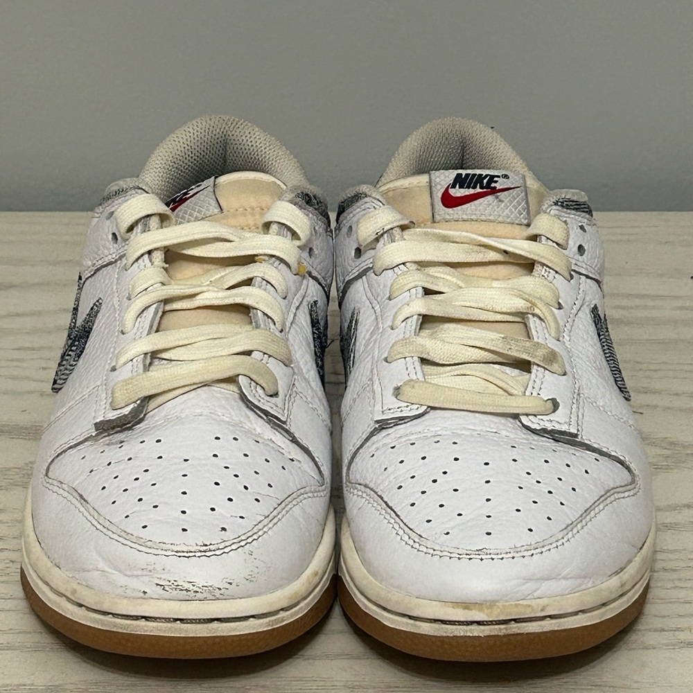 Nike Dunk Low SE white midnight